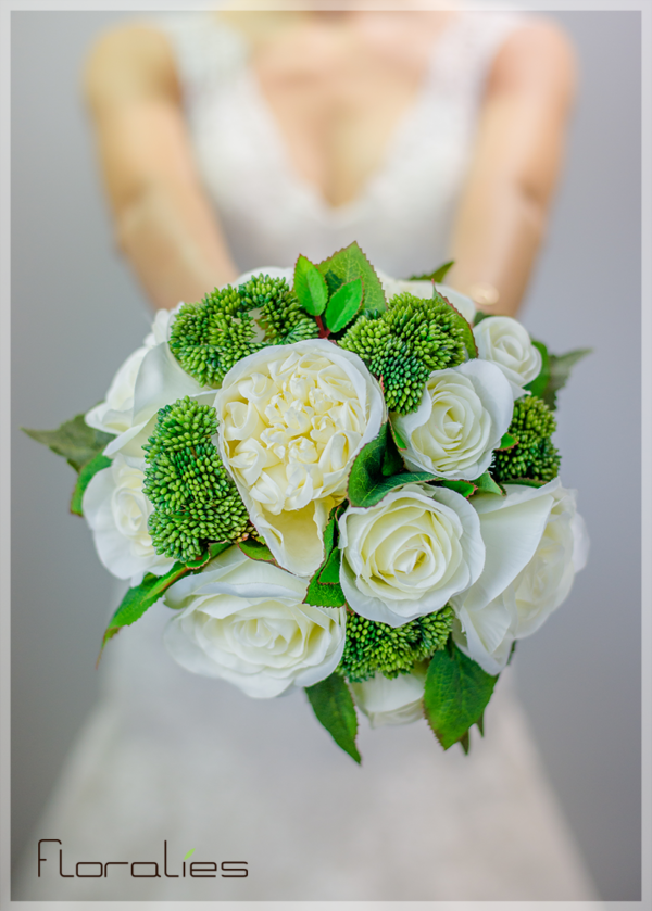 Les Roses anglaises en bouquet Les Roses anglaises en bouquet