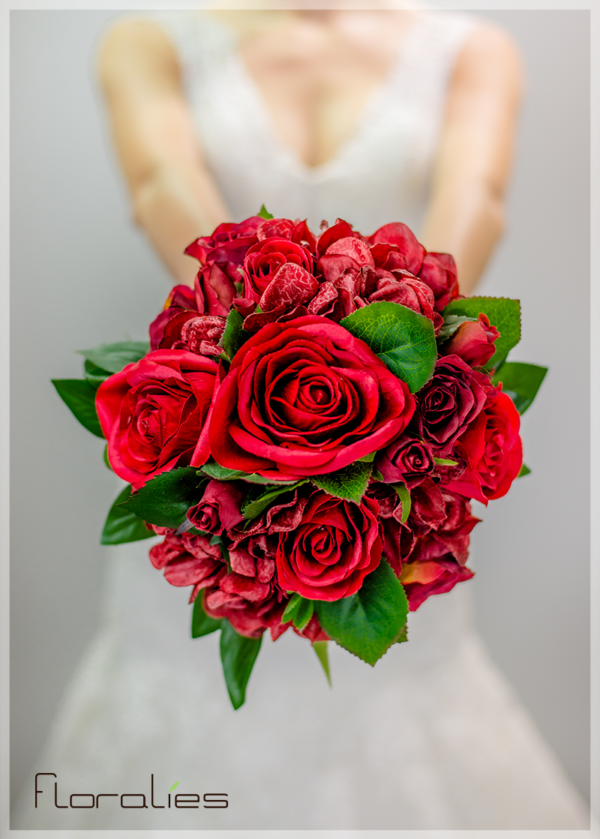 Les Roses et Hortensias en bouquet Les Roses et Hortensias en bouquet