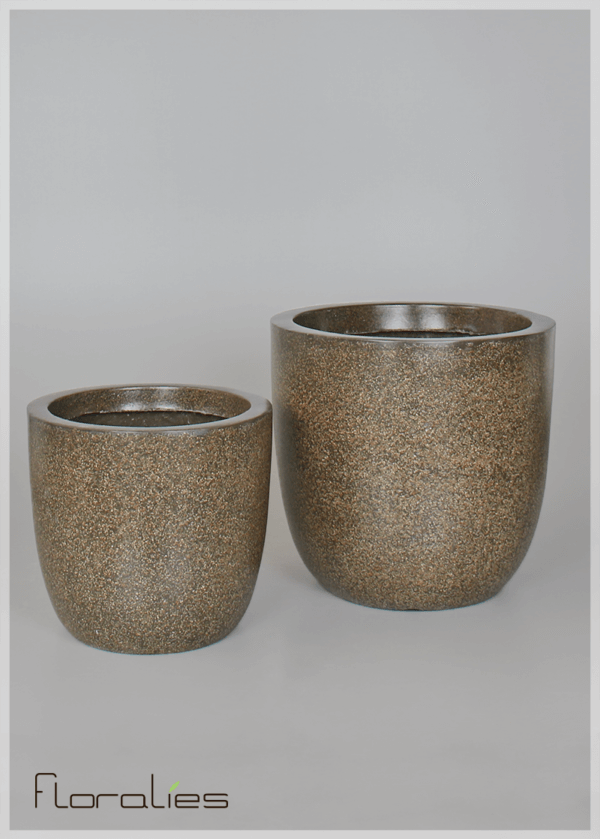Pot cylindrique marron décoratif Pot cylindrique marron décoratif